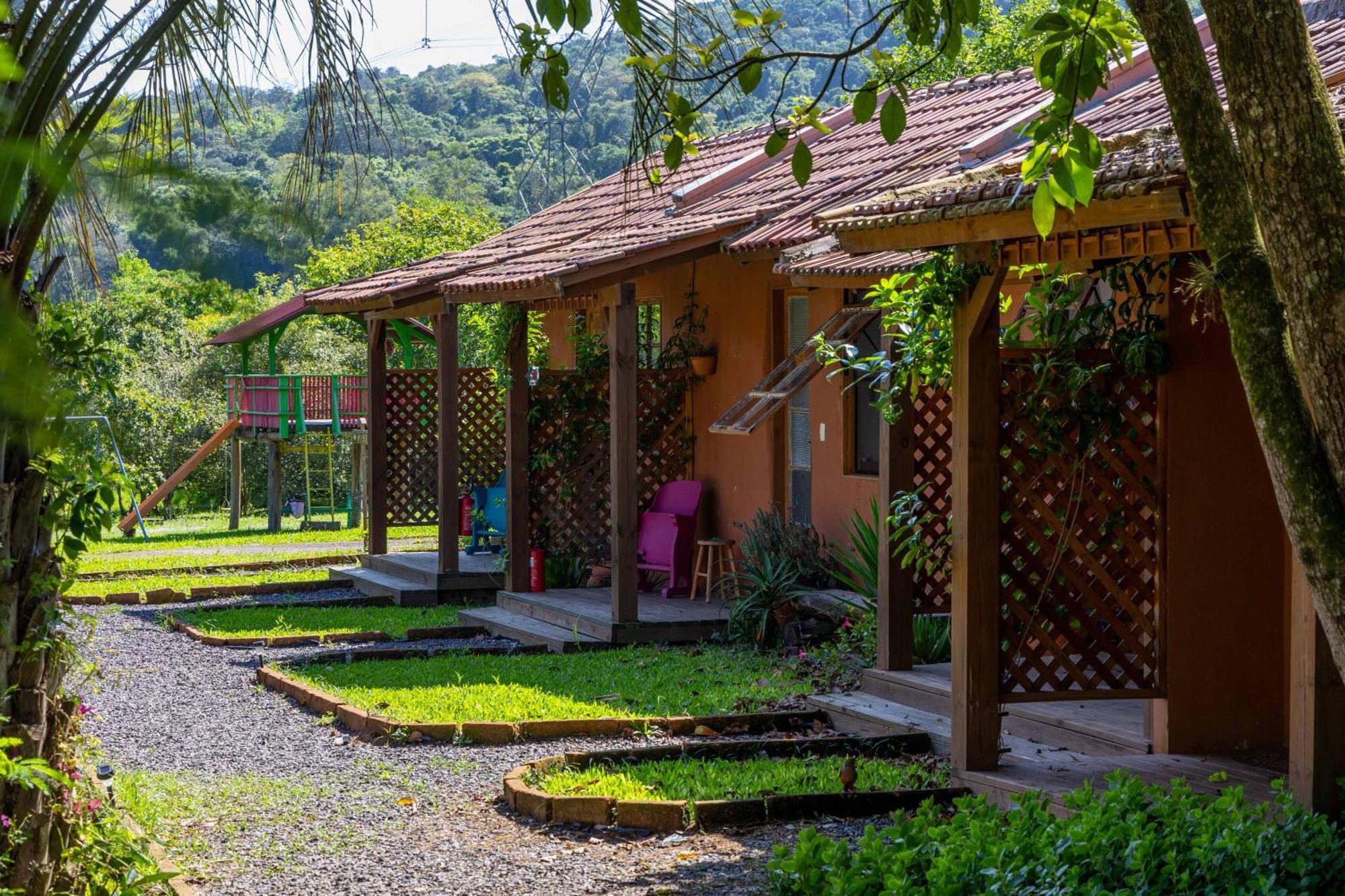 Sitio Pe Na Terra - Retiros E Hospedagens Hotel Novo Hamburgo Buitenkant foto